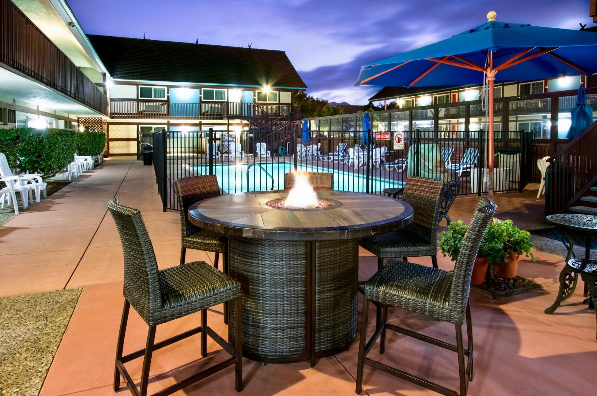 King Frederik Inn Solvang Esterno foto